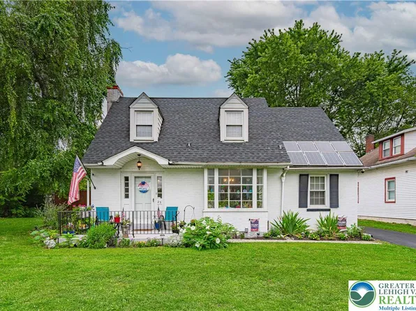 23 Main St, Easton, PA 18040
