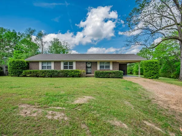 81 Wells St, Courtland, MS 38620