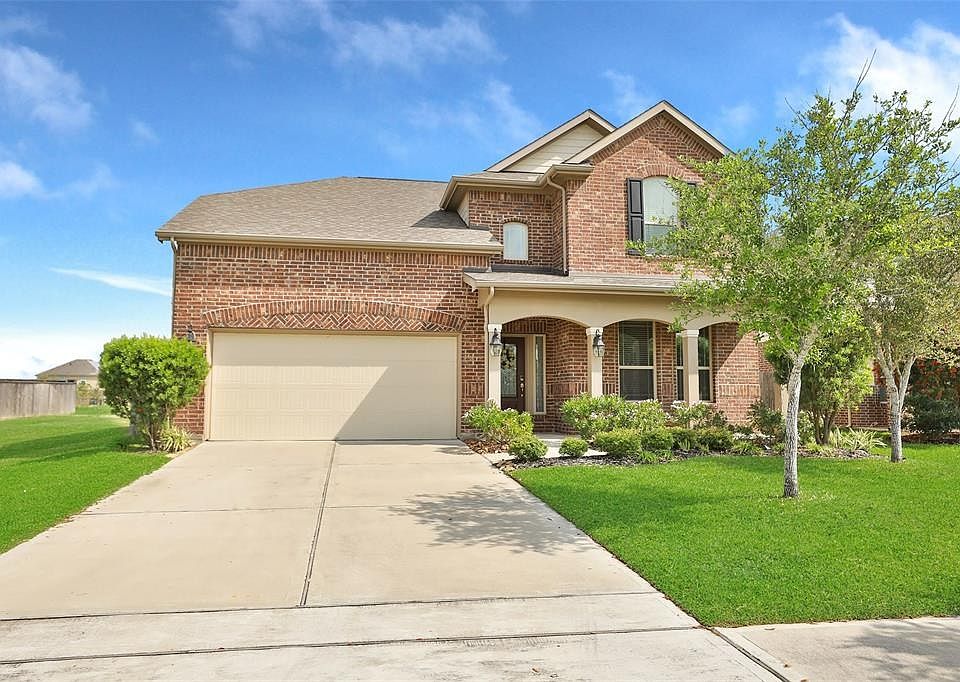 1st image of 15538 Kensington Bluff Dr