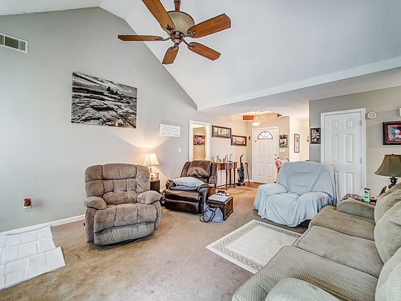 5th image of 109 Jones Dr