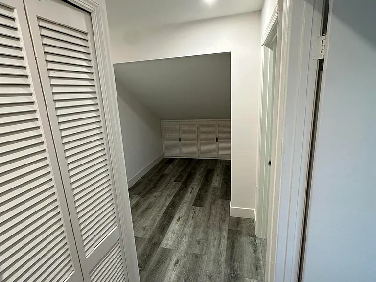 10300 Hidden Springs Ct — Photo 31