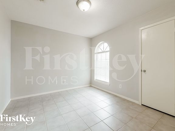 3rd image of 22234 Waynegate Dr