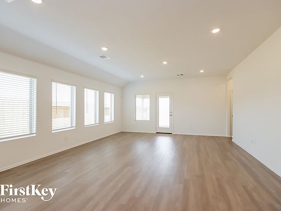 3rd image of 22136 Juniper Crossing Dr