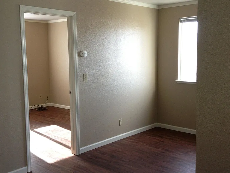 1012 Latigo Dr #4 — Photo 6