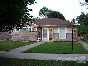 17561 Howe Ave photo 1