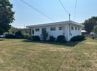 820 Green Glen Dr, Du Bois, PA 15801