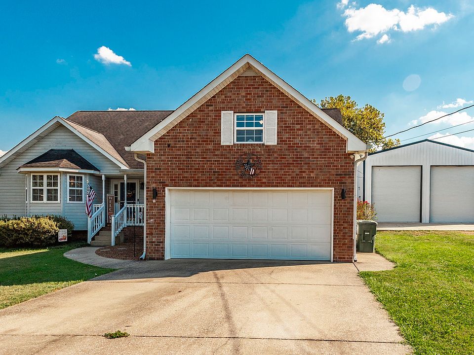 1st image of 1026 Waters Edge Cir