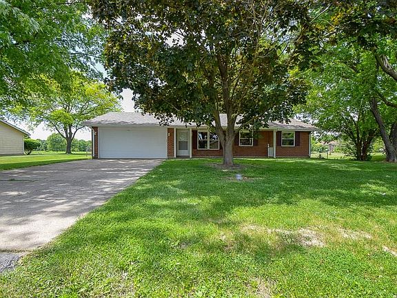 4th image of 119 Eastwood Dr