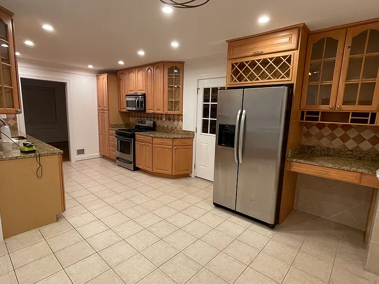 11912 Renwood Ln — Photo 28