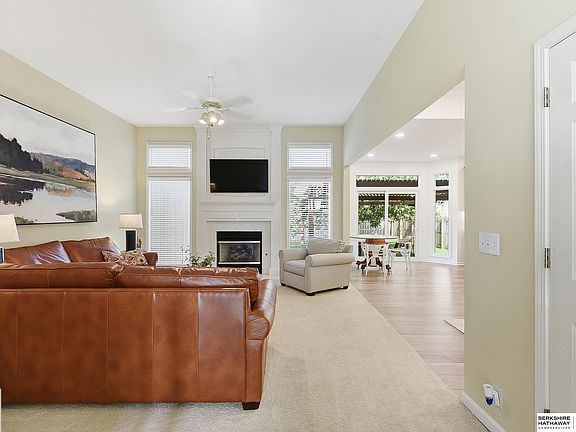 5th image of 4216 N 163rd St
