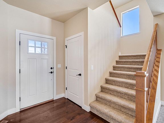 Front Entry Way
