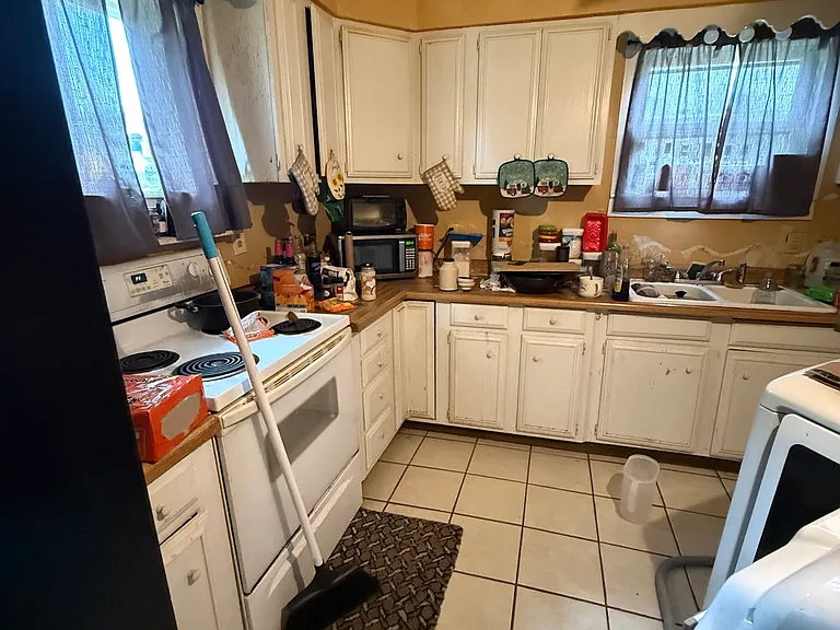 511 N Water Ave — Photo 13