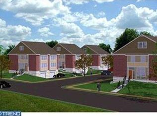 524 Kingsley St, Philadelphia, PA 19128