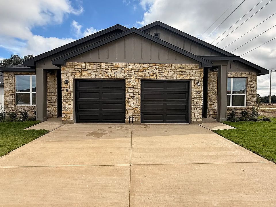 1st image of 3716 Yellow Buckeye Dr #B