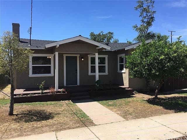 1st image of 1153 W 17th St
