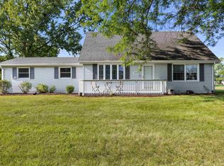 4830 Crown Point Cir, Roscoe, IL 61073