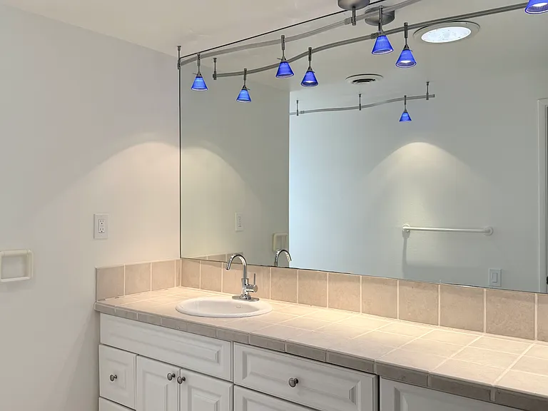 5111 E Bobolink Ln — Photo 25