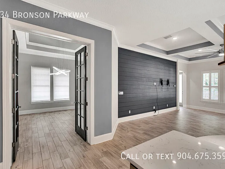 434 Bronson Pkwy — Photo 16