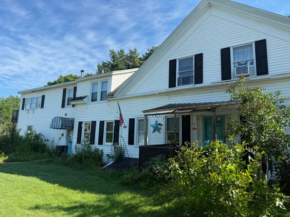 415 Bath Road, Brunswick, ME 04011