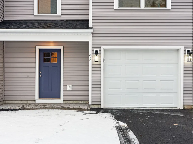 42 Foliage Way — Photo 10