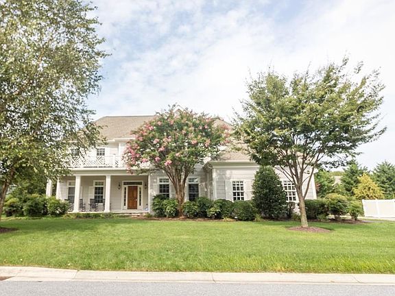 2nd image of 17 Wades Ct