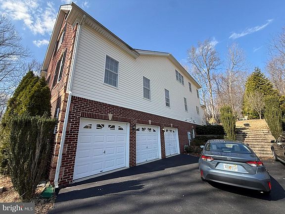 2nd image of 1601 Rushing Stream Court Dr