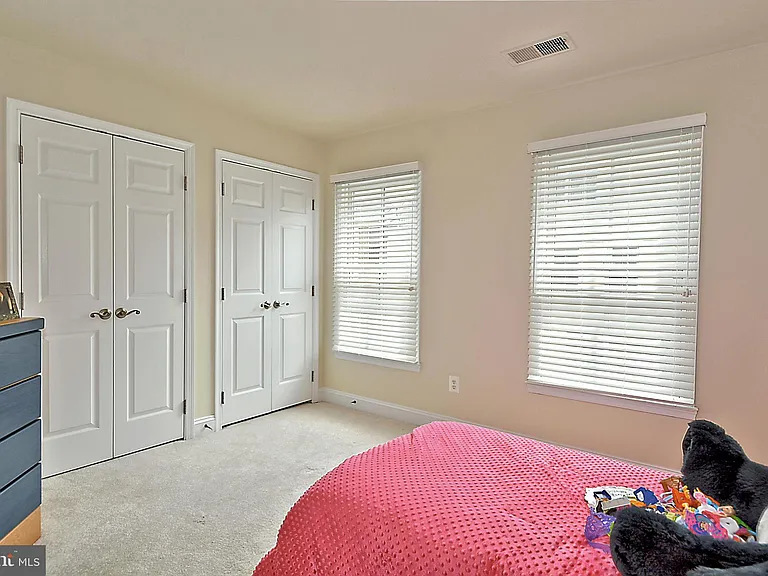 720 Battery Pl — Photo 14