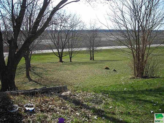 4th image of 33796 Deer View Dr