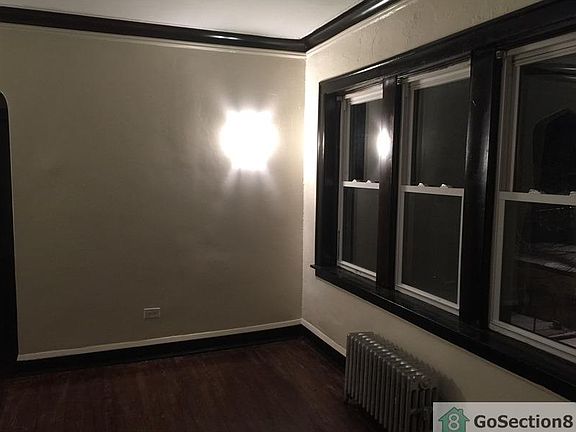 2nd image of 7223 S Kimbark Ave APT 202