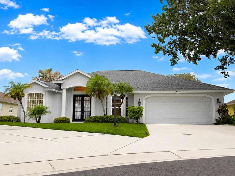 1059 Meadow Breeze Ln — Photo 18