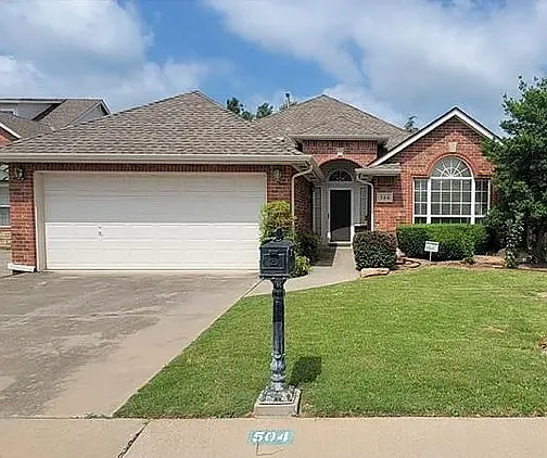 504 Windjammer St — Photo 11