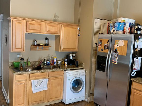 2nd image of 2547 W North Ave #2