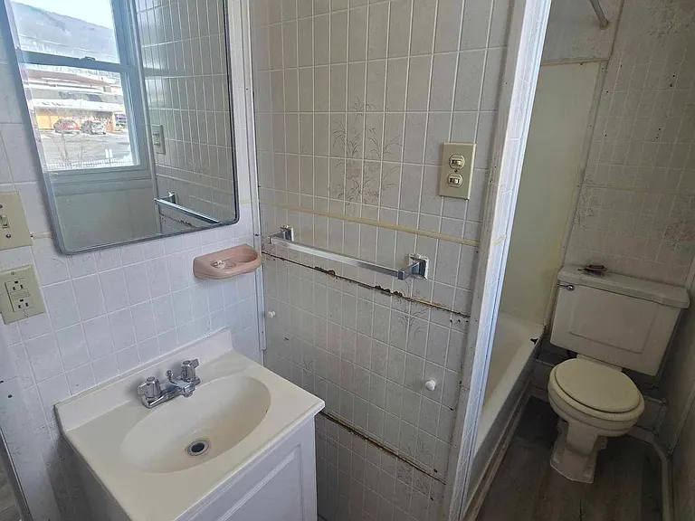 526 Necessity St #2 — Photo 5