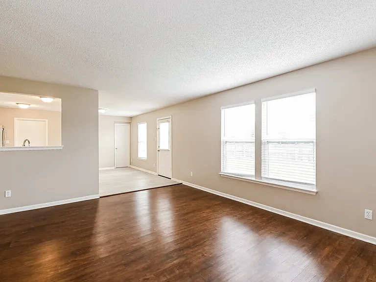 8652 Orchard Grove Ln — Photo 7