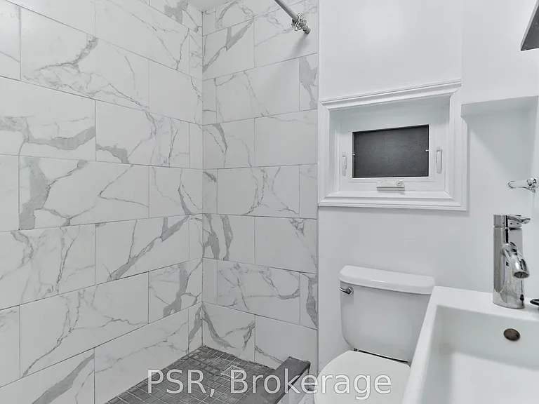 170 Holborne Ave #2 — Photo 12