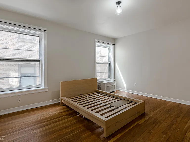 5211 S Greenwood Ave #2 — Photo 11