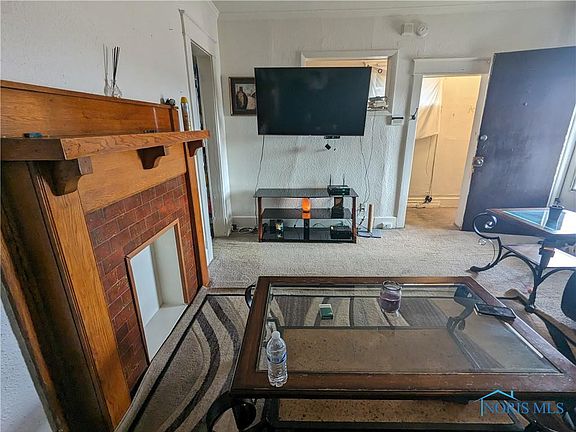 5th image of 3331 Blanchard St