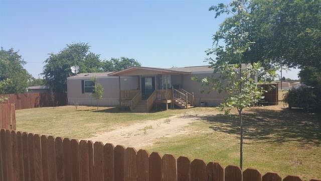 1st image of 1904 South Dr