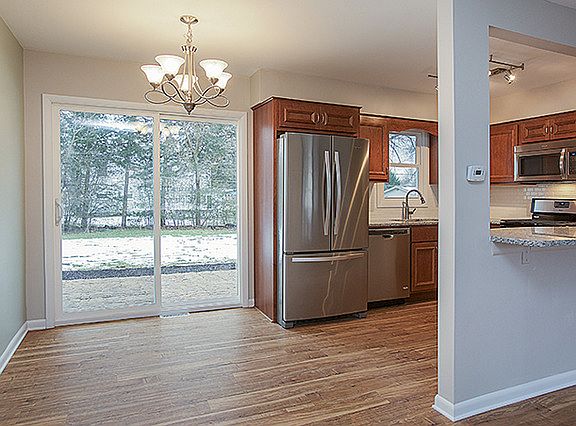 2nd image of 13 Cedar Dr