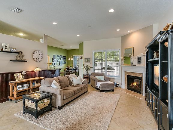 5th image of 12434 Blackwater Ct
