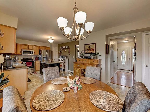 4th image of 8455 Moonstone Ct