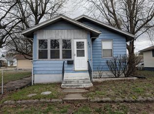 896 State St, Wood River, IL 62095