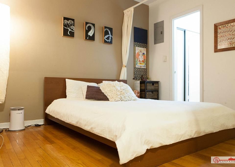 1st image of 225 E 47th St APT 3C