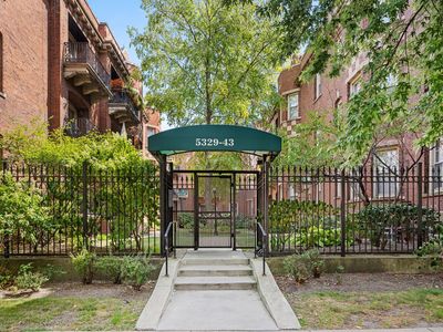 5329 S Harper Ave #3, Chicago, IL, 60615