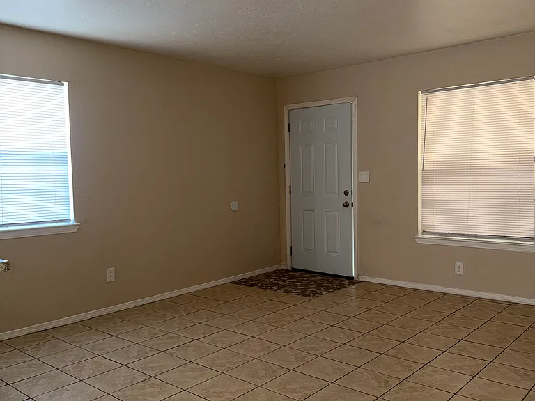 11617 Marsh McCall Way #D — Photo 2
