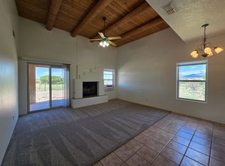 8 Gaviota Rd, Santa Fe, NM 87508