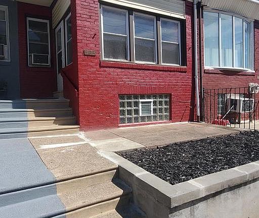 3rd image of 323 E Albanus St