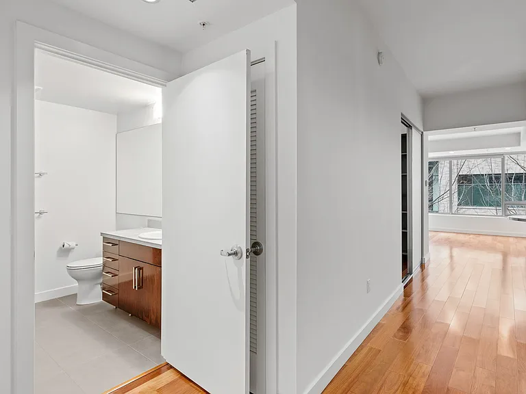 910 Lenora St #S304 — Photo 11