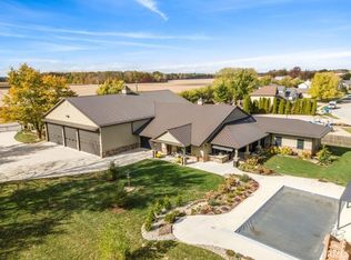 15306 Covington Rd, Fort Wayne, IN 46814