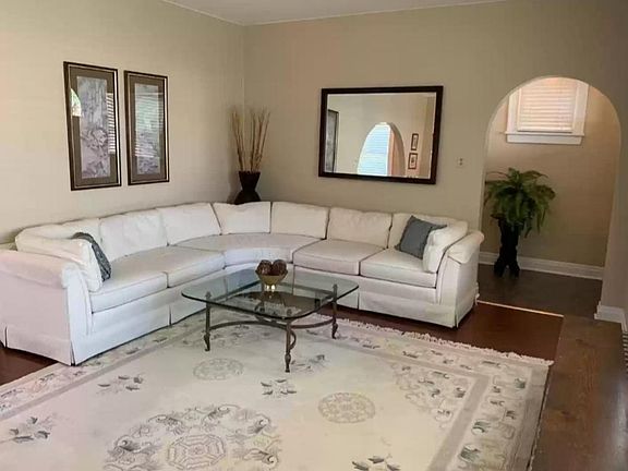 3rd image of 216 N Ash St #1